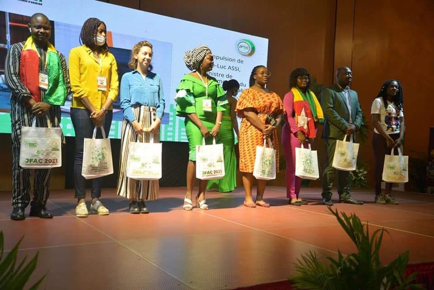 JFAC 2021 : Des jeunes africains récompensés pour avoir crée des solutions vertes